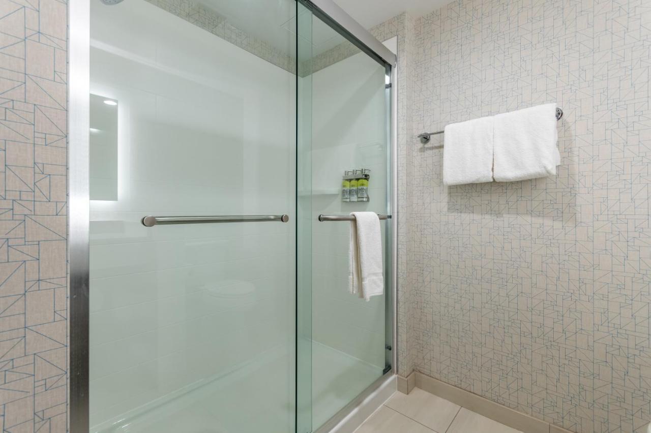 Holiday Inn Express & Suites - Chilliwack East An Ihg Hotel Екстериор снимка